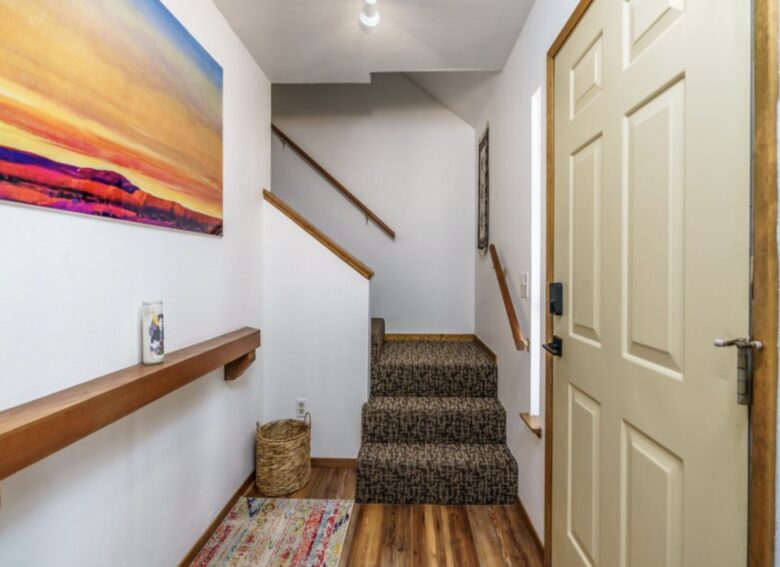 The Happy Place at Yosemite | Outdoor Adventurers Dream with Endless Amenities - Groveland, California