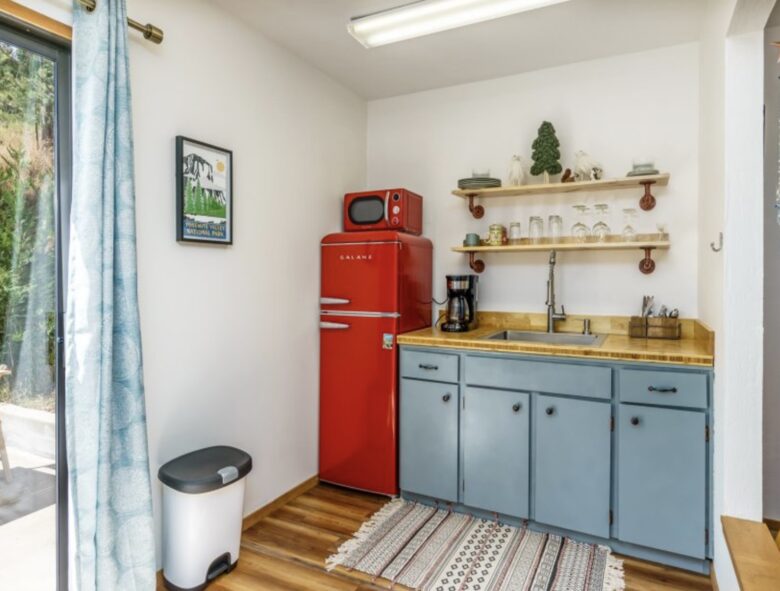 The Happy Place at Yosemite | Outdoor Adventurers Dream with Endless Amenities - Groveland, California