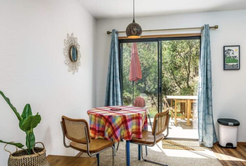 The Happy Place at Yosemite | Outdoor Adventurers Dream with Endless Amenities - Groveland, California