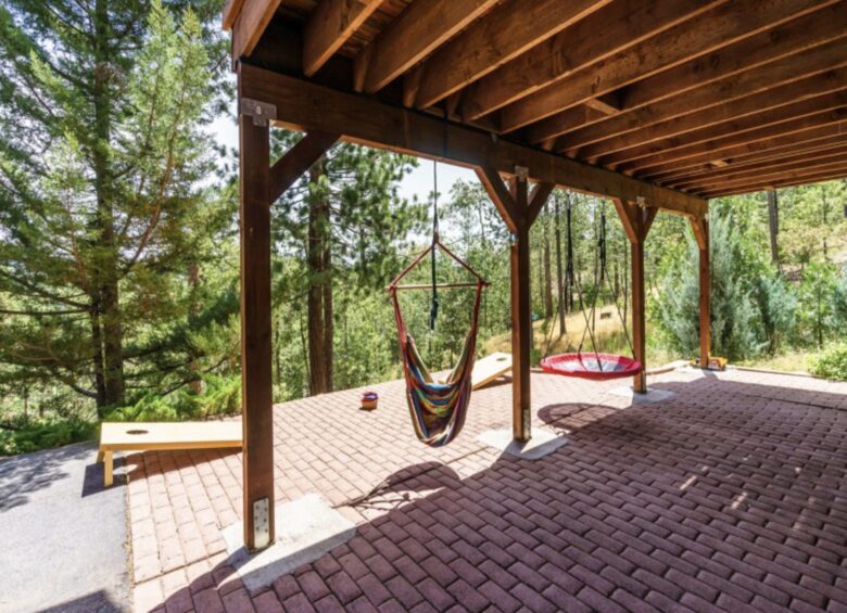 The Happy Place at Yosemite | Outdoor Adventurers Dream with Endless Amenities - Groveland, California