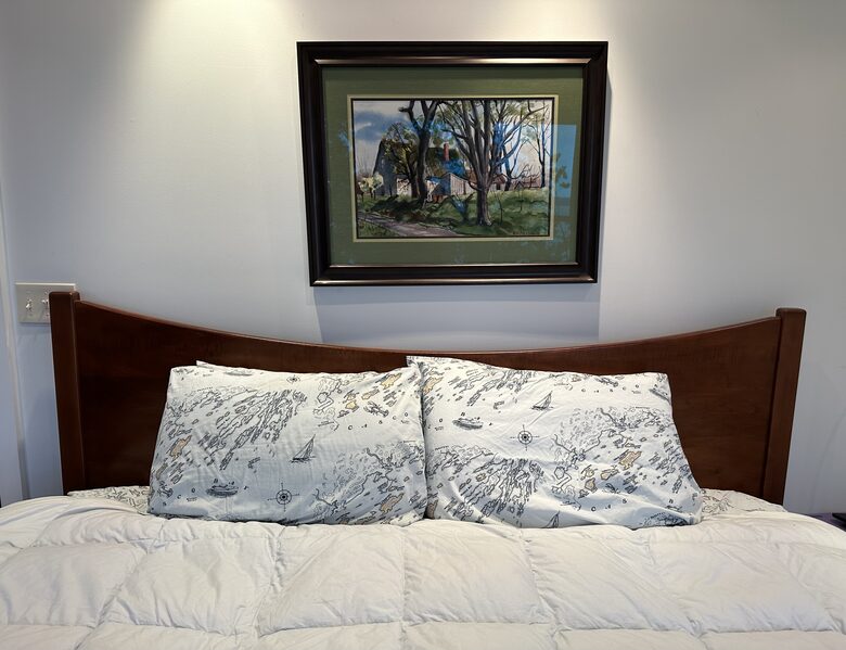 Two Stunning Waterfront Cottages with Casco Bay Views - Yarmouth, Maine