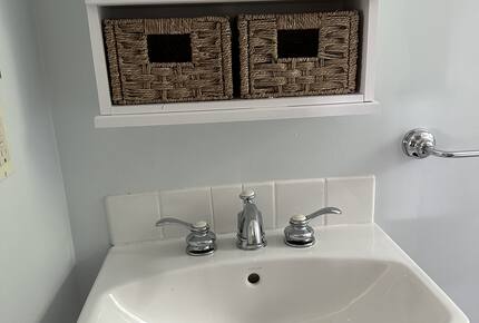 Two Stunning Waterfront Cottages with Casco Bay Views - Yarmouth, Maine