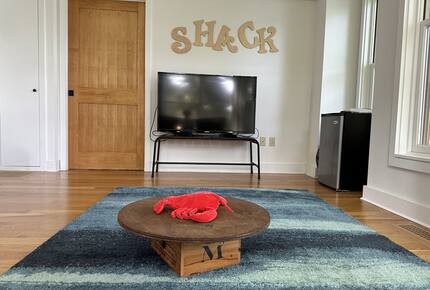 Two Stunning Waterfront Cottages with Casco Bay Views - Yarmouth, Maine