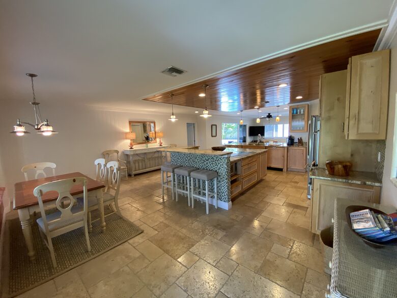 Amazing Jupiter Tropical Pool House - Jupiter, Florida