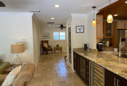 Amazing Jupiter Tropical Pool House - Jupiter, Florida