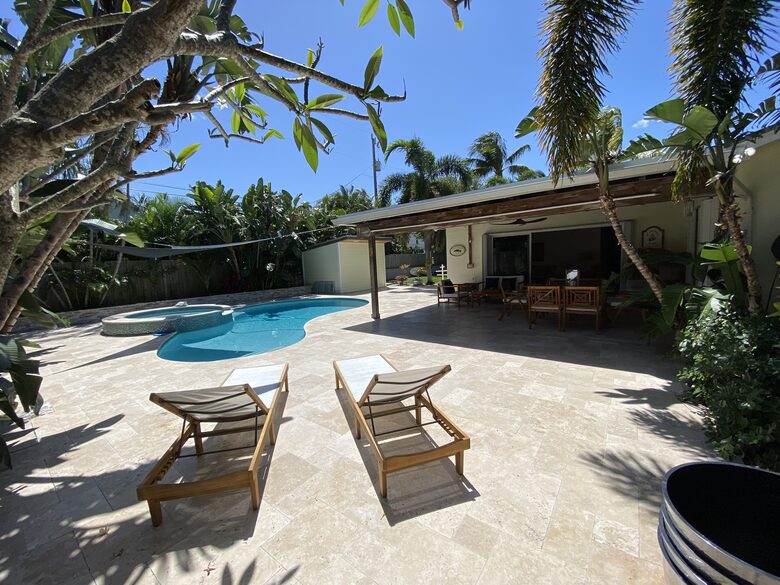 Amazing Jupiter Tropical Pool House - Jupiter, Florida