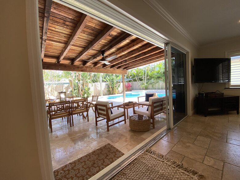 Amazing Jupiter Tropical Pool House - Jupiter, Florida