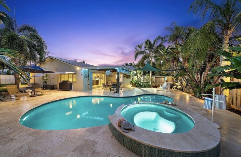 Amazing Jupiter Tropical Pool House - Jupiter, Florida