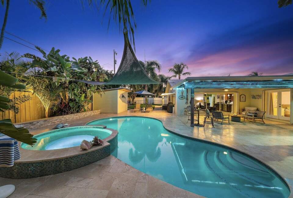 Amazing Jupiter Tropical Pool House - Jupiter, Florida
