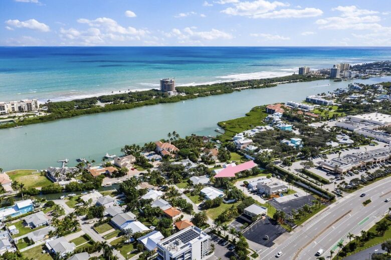 Amazing Jupiter Tropical Pool House - Jupiter, Florida