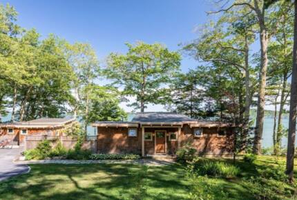 Two Stunning Waterfront Cottages with Casco Bay Views - Yarmouth, Maine