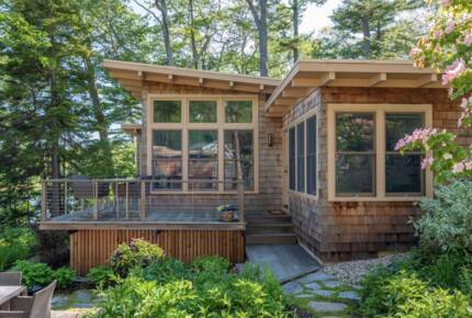 Two Stunning Waterfront Cottages with Casco Bay Views - Yarmouth, Maine