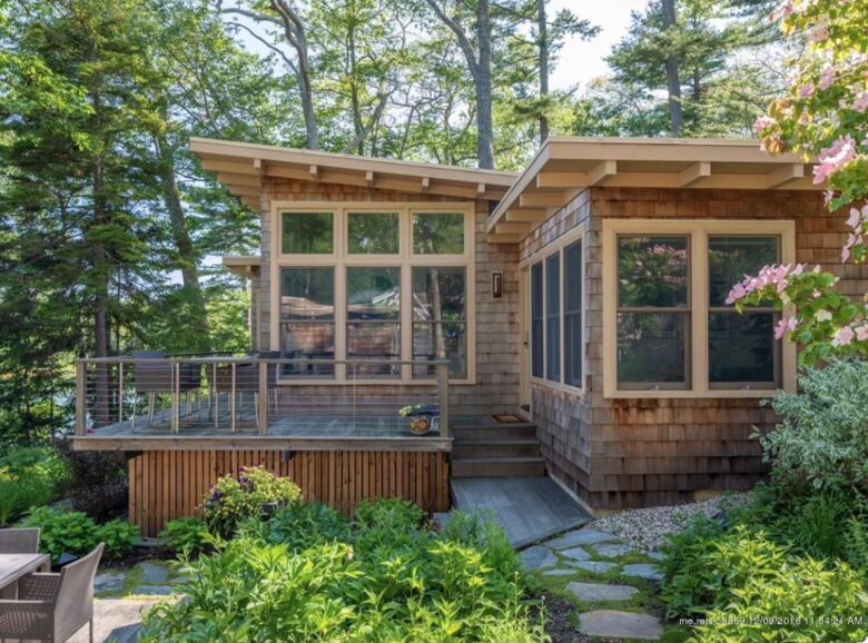 Two Stunning Waterfront Cottages with Casco Bay Views - Yarmouth, Maine