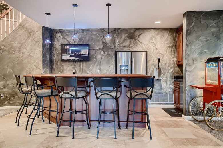 Entertainer's Dream in Evergreen - Evergreen, Colorado