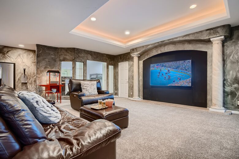 Entertainer's Dream in Evergreen - Evergreen, Colorado