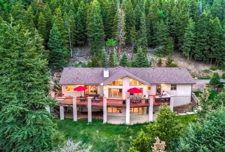 Entertainer's Dream in Evergreen - Evergreen, Colorado