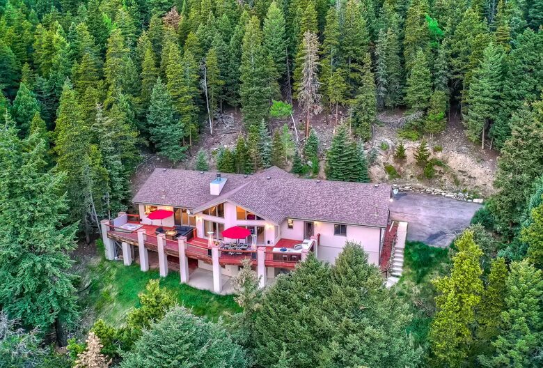 Entertainer's Dream in Evergreen - Evergreen, Colorado