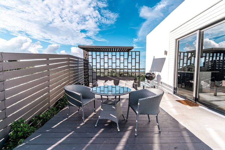 Modern Beachfront 2brdm/2bath | With pool & incredible view! - Providenciales, Turks and Caicos Islands