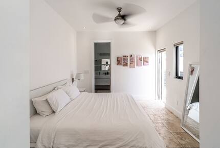 Modern Beachfront 2brdm/2bath | With pool & incredible view! - Providenciales, Turks and Caicos Islands