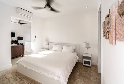 Modern Beachfront 2brdm/2bath | With pool & incredible view! - Providenciales, Turks and Caicos Islands