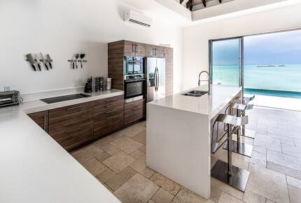 Modern Beachfront 3bdrm/3bath | With pool & incredible view! - Providenciales, Turks and Caicos Islands