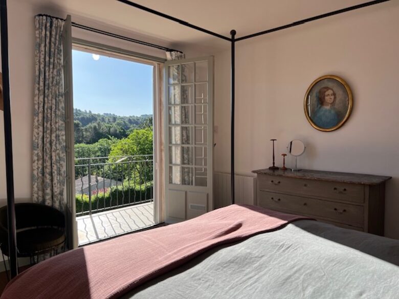 La Vigie French Countryside Cottage with a Pool - Apt, France