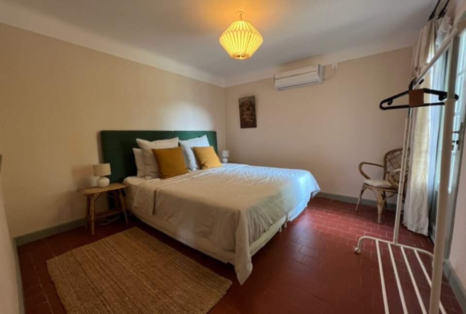 La Vigie French Countryside Cottage with a Pool - Apt, France