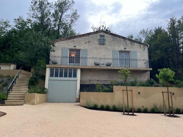 La Vigie French Countryside Cottage with a Pool - Apt, France