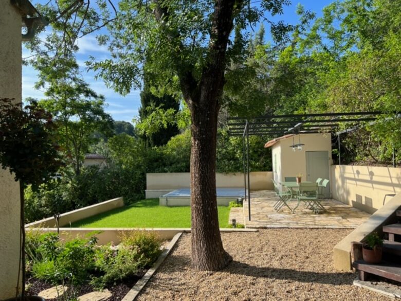 La Vigie French Countryside Cottage with a Pool - Apt, France