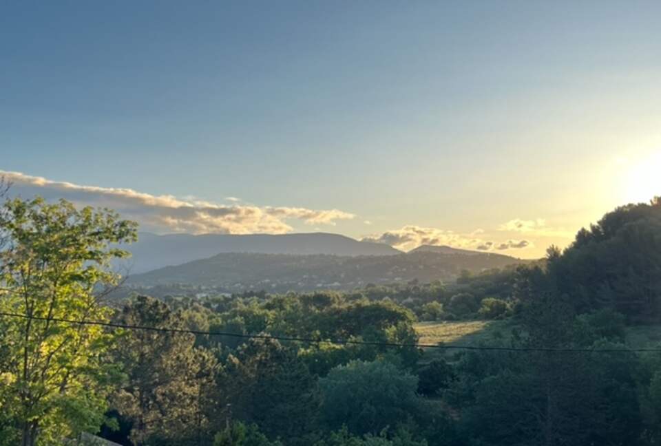 La Vigie French Countryside Cottage with a Pool - Apt, France