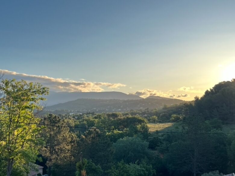 La Vigie French Countryside Cottage with a Pool - Apt, France