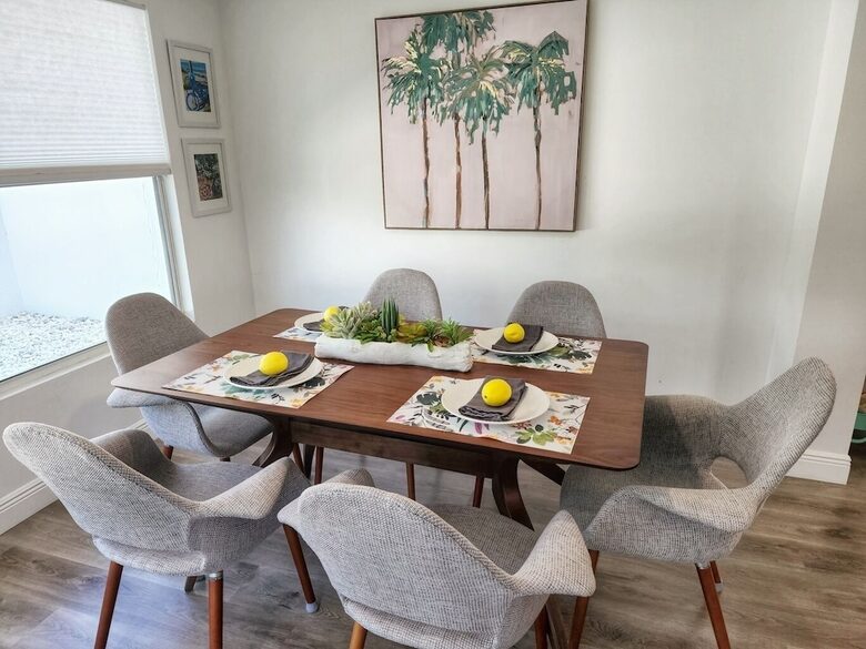 Sarasota Pool House - Heated Pool - EV Charger - Close to Beaches! - Sarasota, Florida