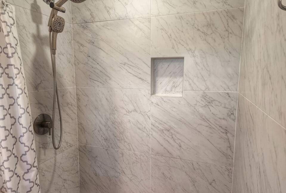 Sarasota Pool House - Heated Pool - EV Charger - Close to Beaches! - Sarasota, Florida