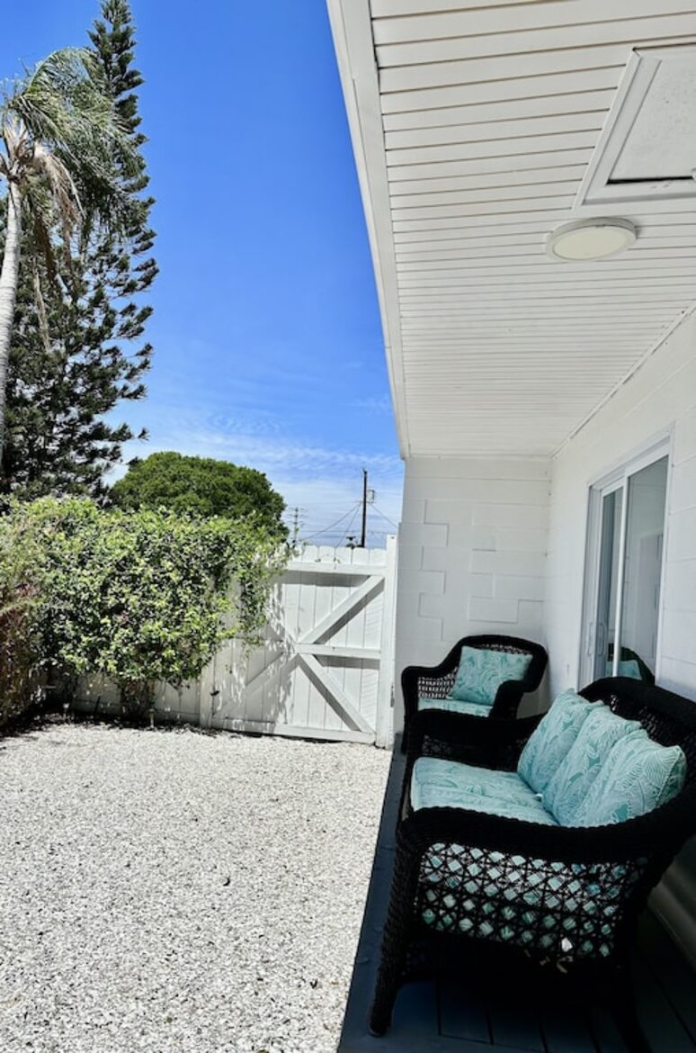 Sarasota Pool House - Heated Pool - EV Charger - Close to Beaches! - Sarasota, Florida