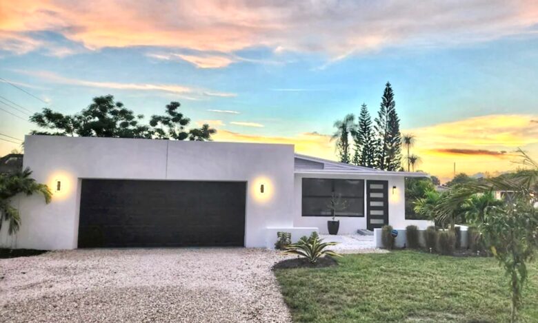 Sarasota Pool House - Heated Pool - EV Charger - Close to Beaches! - Sarasota, Florida