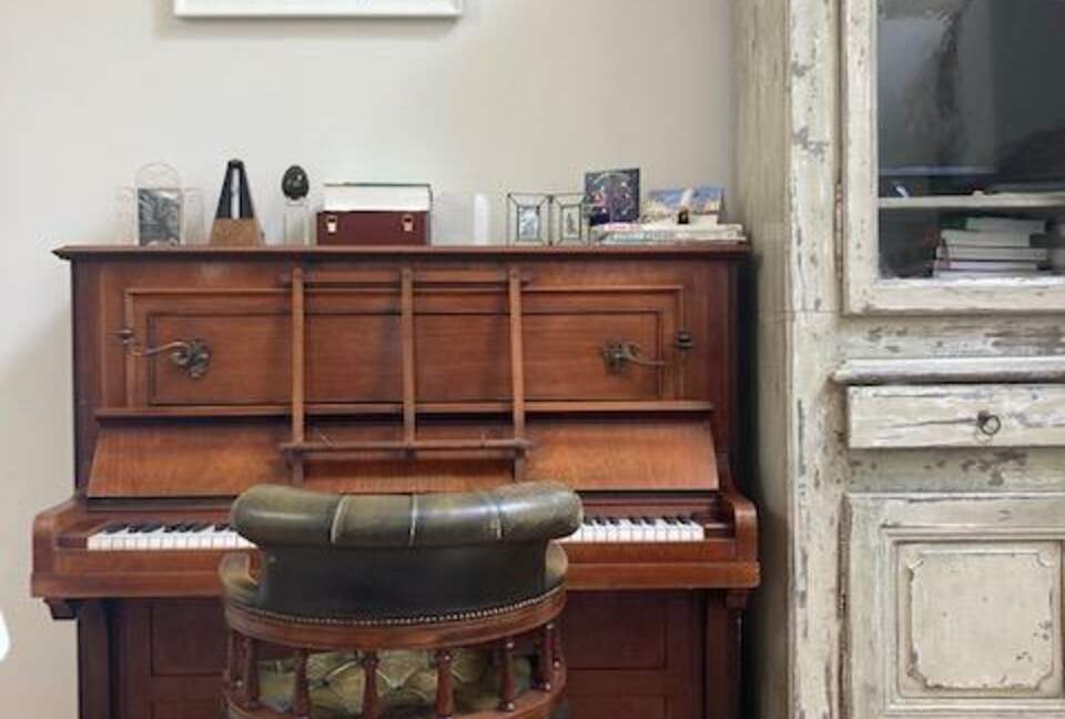 The Coach House | Holland Park - London, United Kingdom