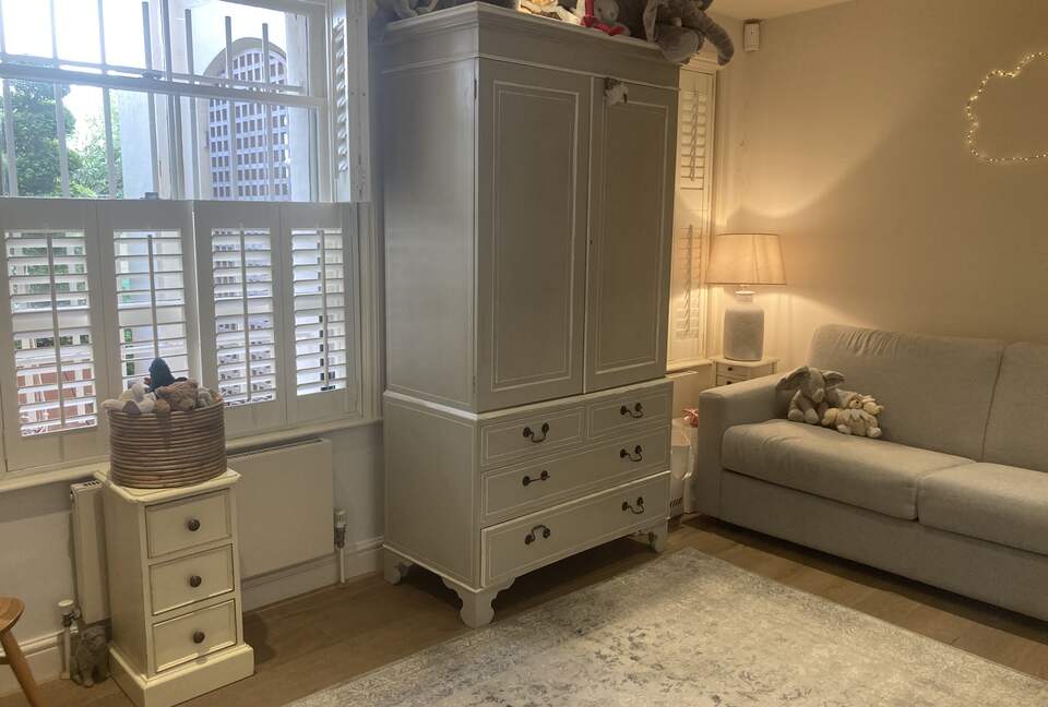 The Coach House | Holland Park - London, United Kingdom