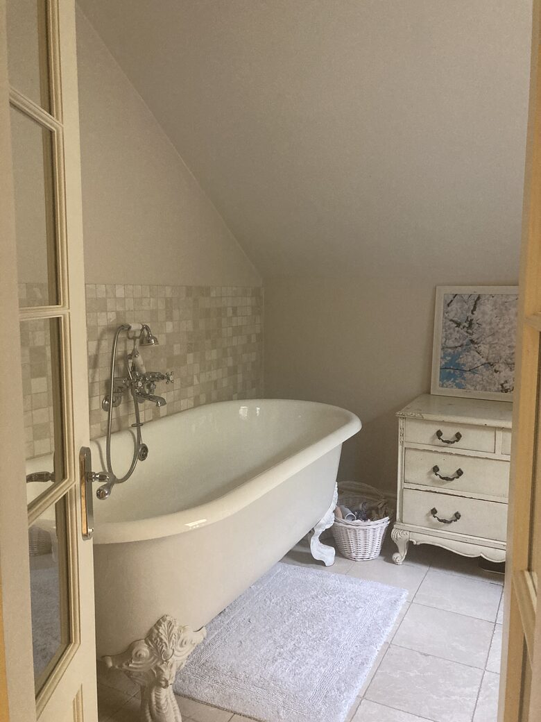 The Coach House | Holland Park - London, United Kingdom