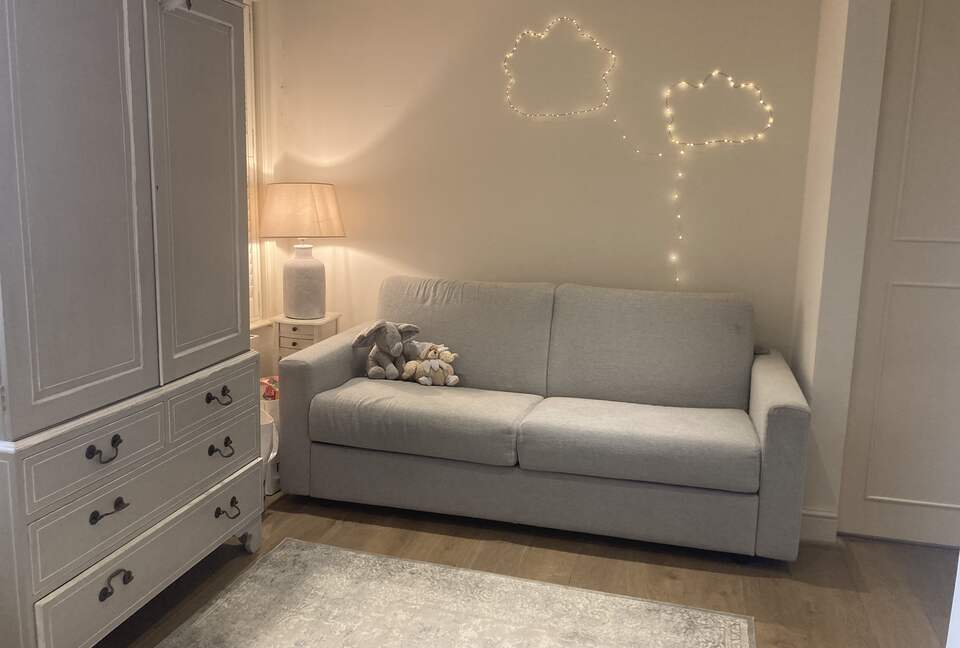 The Coach House | Holland Park - London, United Kingdom