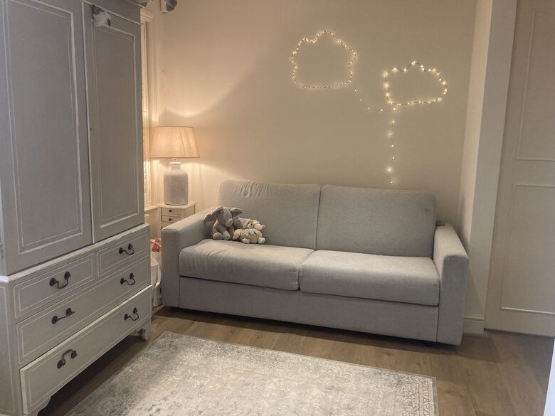 The Coach House | Holland Park - London, United Kingdom