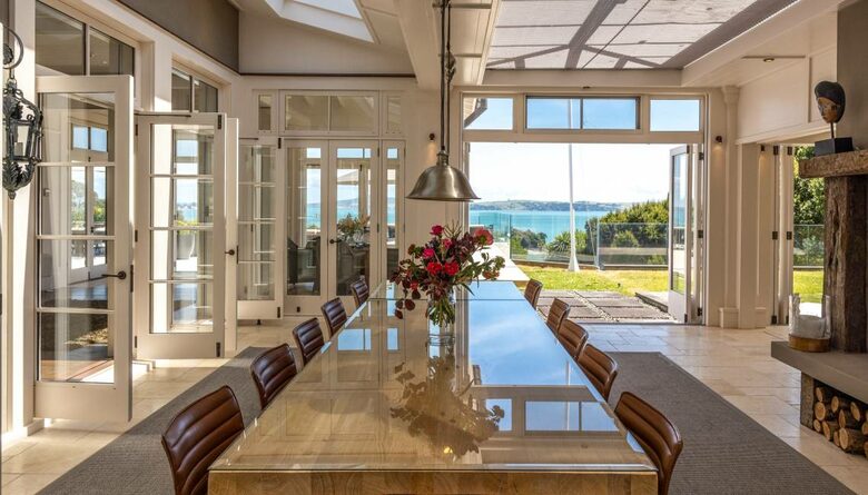 Te Rere Estate (R) - Waiheke Island, New Zealand