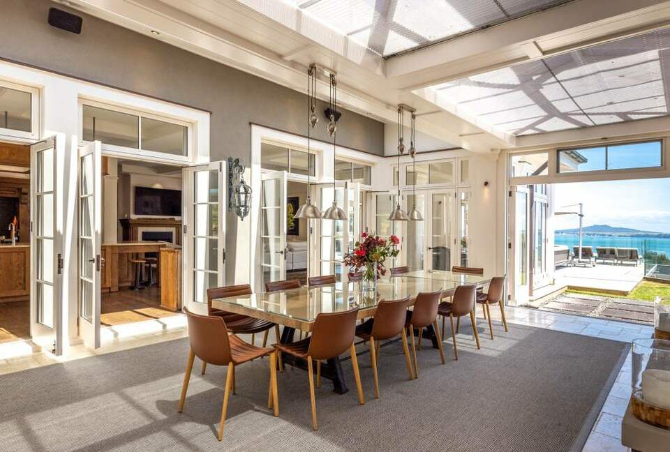 Te Rere Estate (R) - Waiheke Island, New Zealand