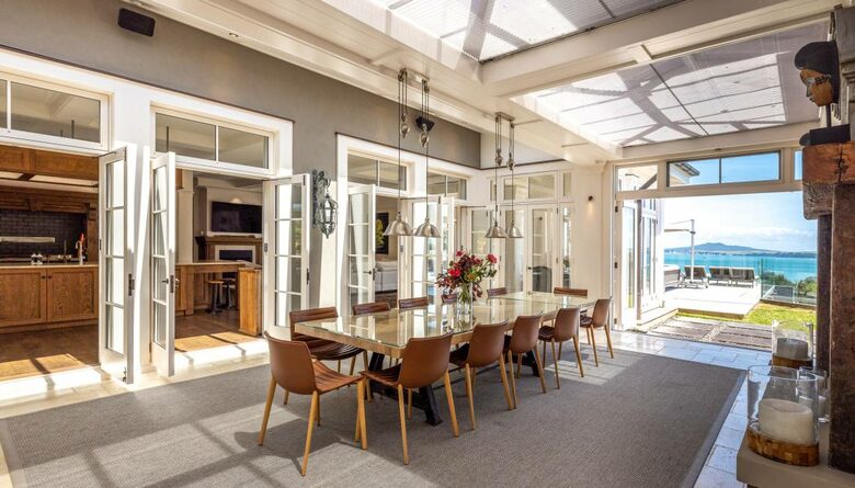 Te Rere Estate (R) - Waiheke Island, New Zealand