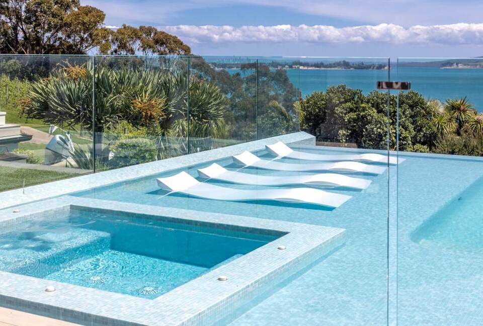 Te Rere Estate (R) - Waiheke Island, New Zealand