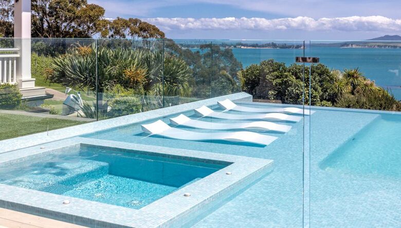 Te Rere Estate (R) - Waiheke Island, New Zealand