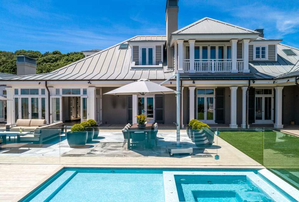 Te Rere Estate (R) - Waiheke Island, New Zealand