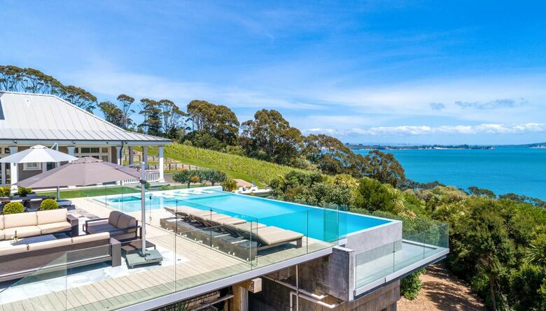 Te Rere Estate (R) - Waiheke Island, New Zealand