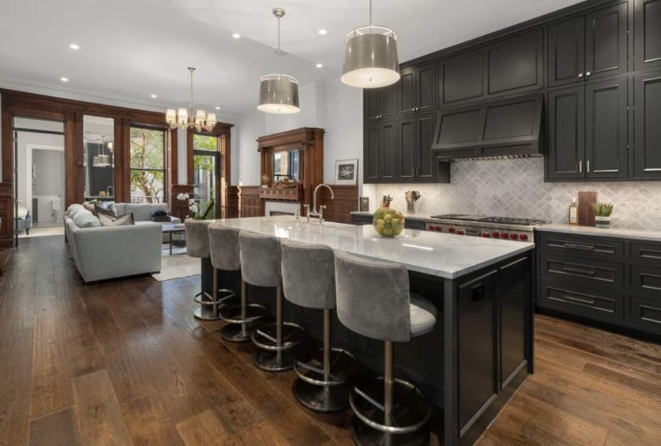 Upper West Side Stunner - 8 Bedrooms - New York City, New York