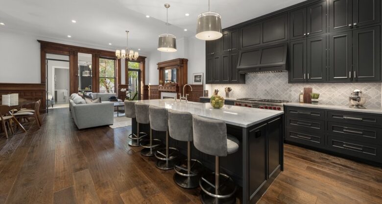 Upper West Side Stunner - 8 Bedrooms - New York City, New York