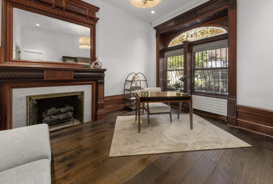 Upper West Side Stunner - 8 Bedrooms - New York City, New York